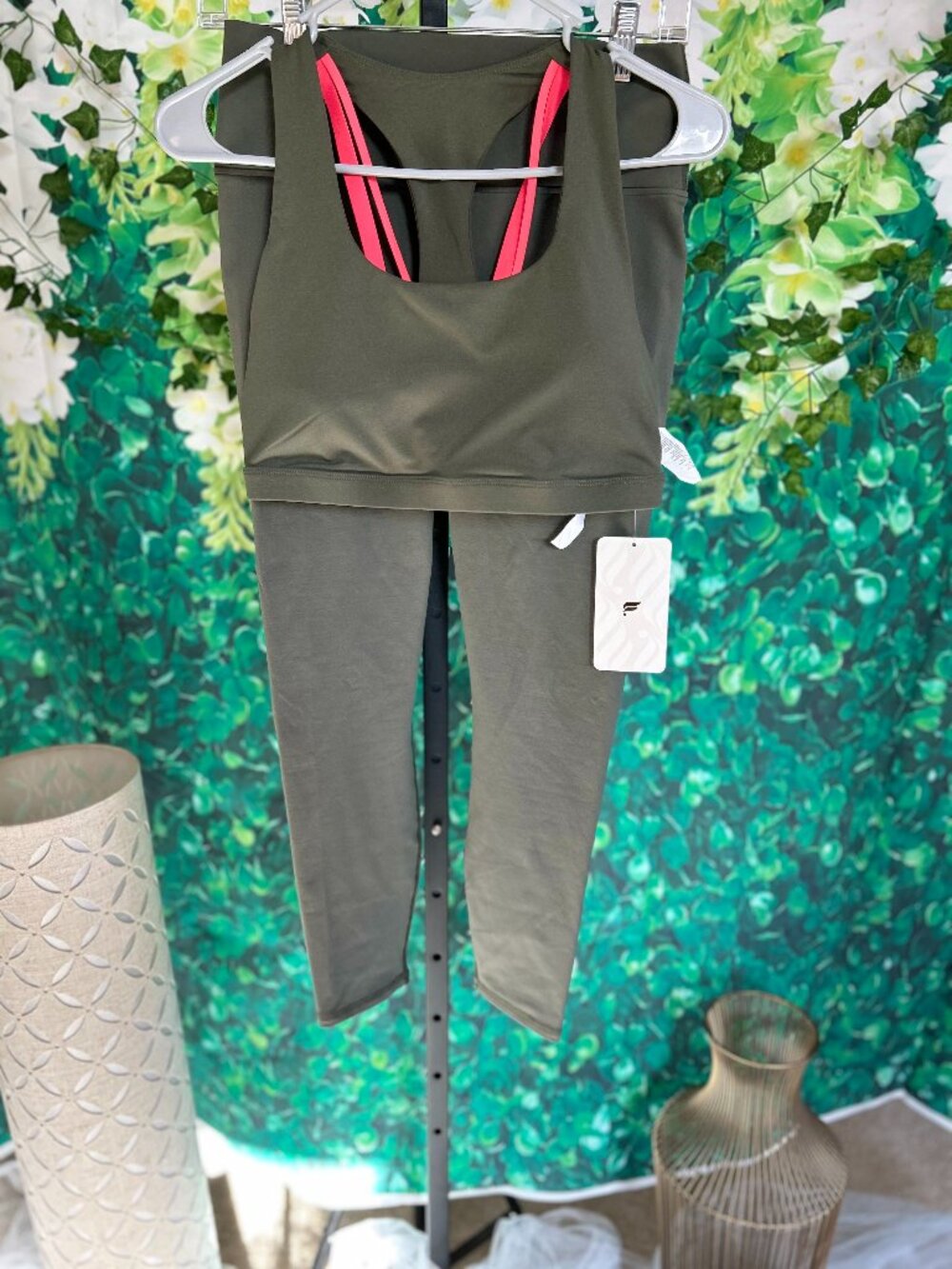 NWT - Fabletics High-Waisted PowerHold Leggings & Strappy Sports Bra Set Sz M